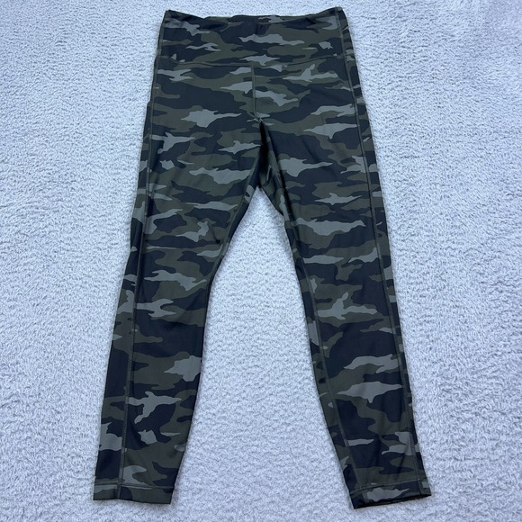 Athleta Ultimate Camo 7/8 Tight Pockets Legging Green Size M 531773 - Picture 1 of 14